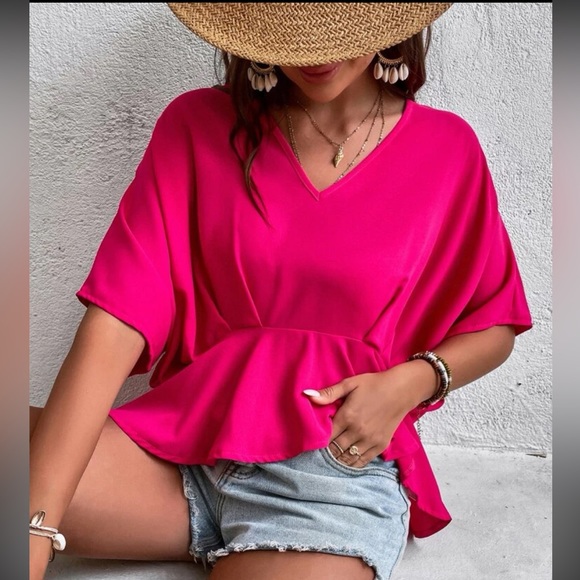 🩷 NWOT! Fucshia Peplum Blouse - Picture 2 of 7